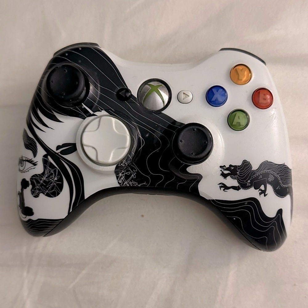 Xbox 360 Dragon Age Wireless Controller Limited Edition Black White Working